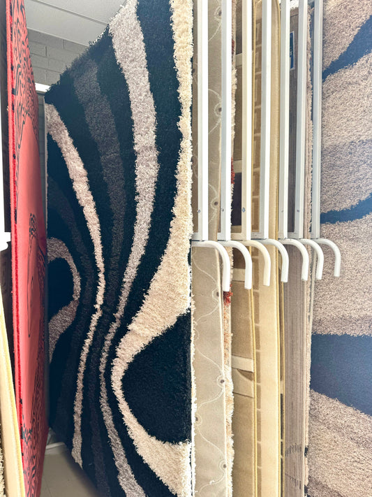 CLEARANCE RUGS